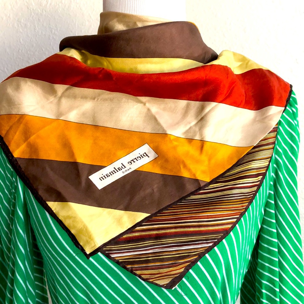 PIERRE BALMAIN SCARF